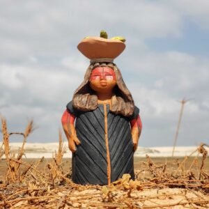 Mulher Indígena com Frutas M41 - 22 x 10 cm